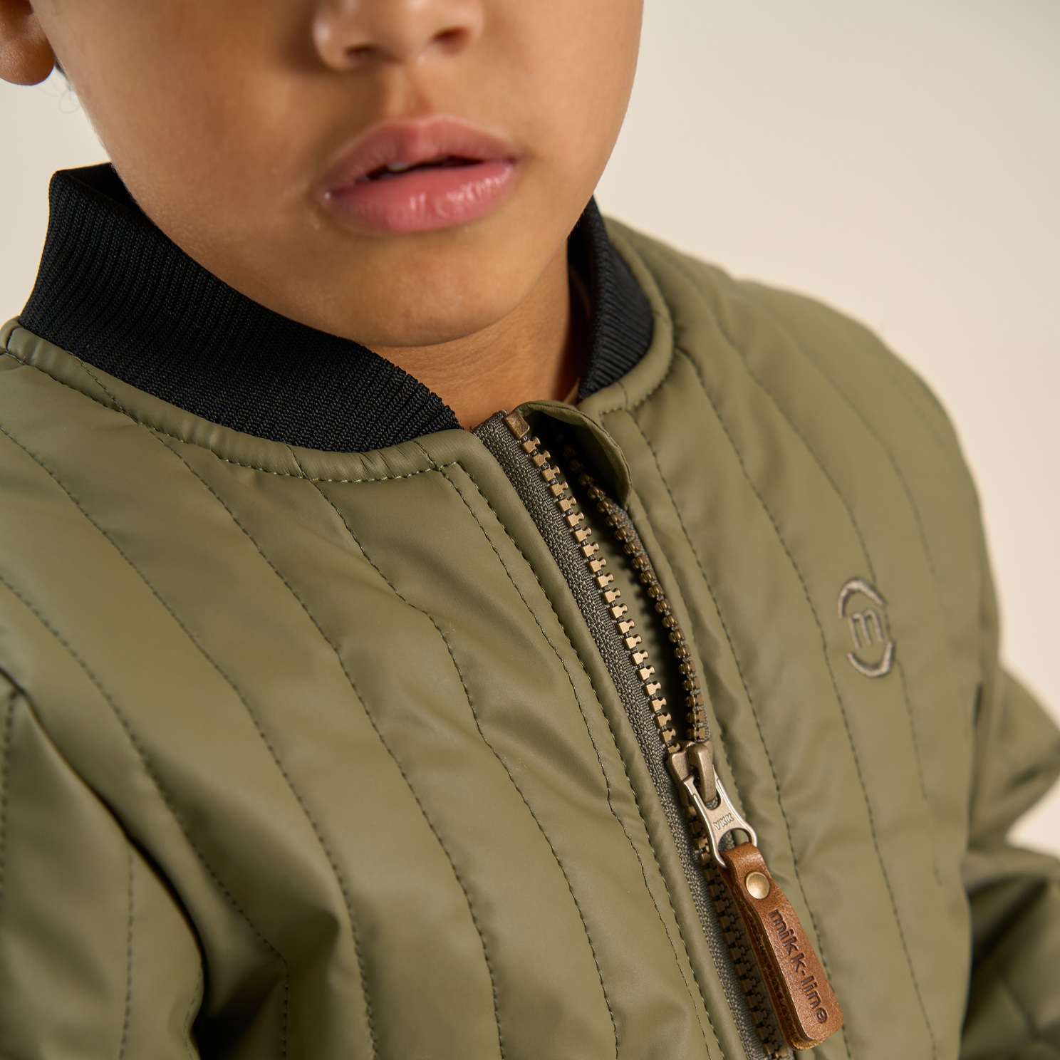 Mikk-line Duvet Børne Termojakke m. BIONIC-FINISH® ECO coating - Dusty Olive