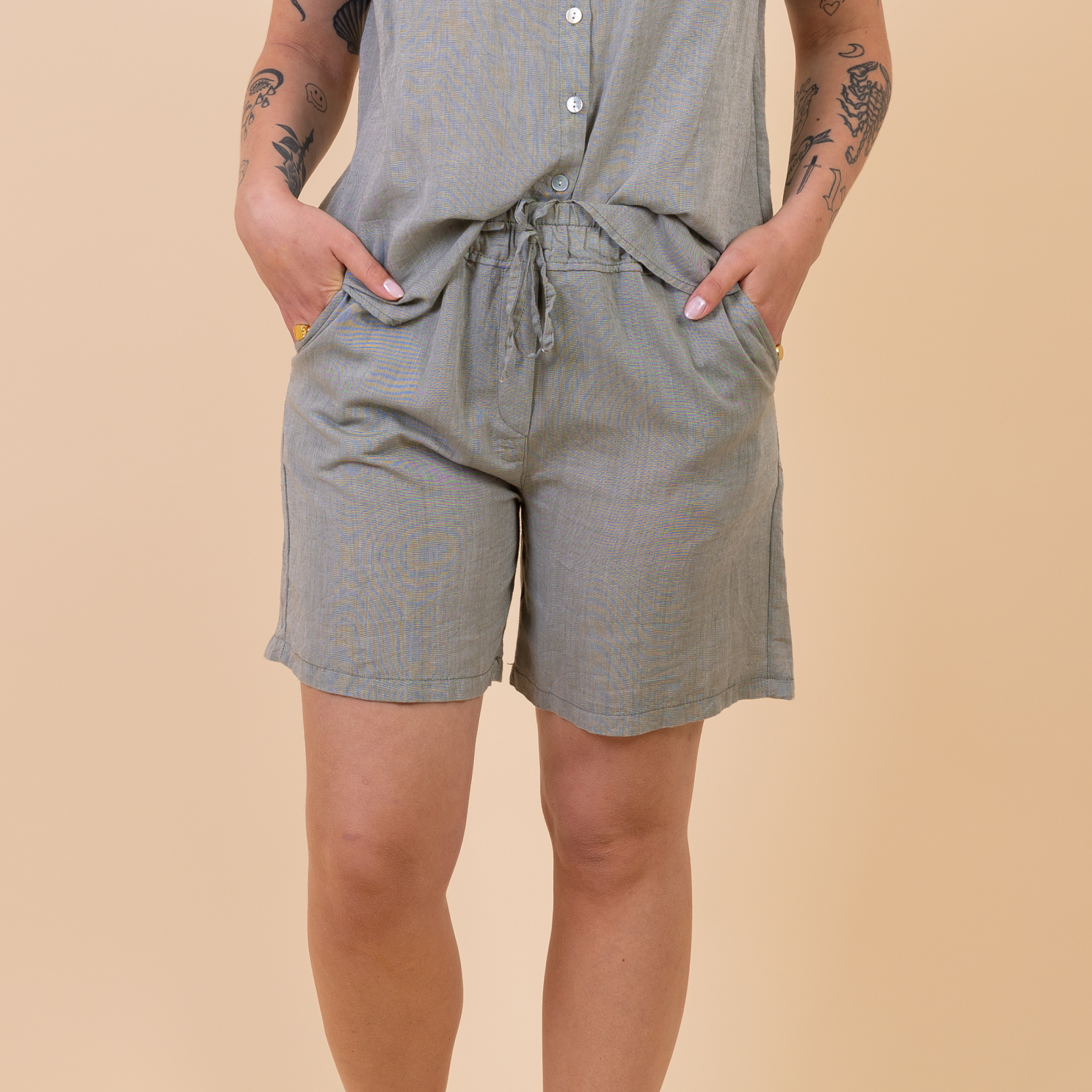 Leonora Dame Shorts i hørmix - Green