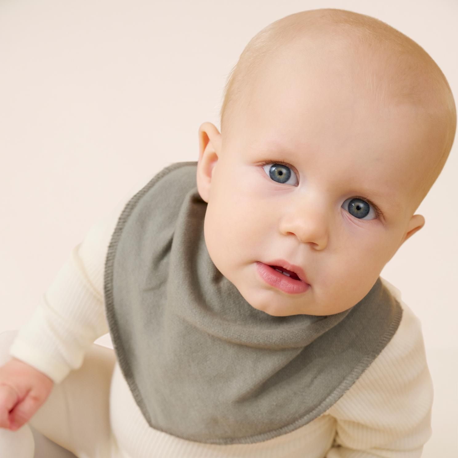 Pippi Baby Savlesmæk i økologisk bomuld - Vetiver