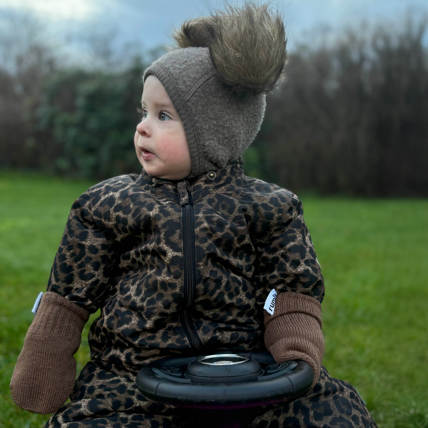 Rumlii Unisex Luffer i uldmix - Sort