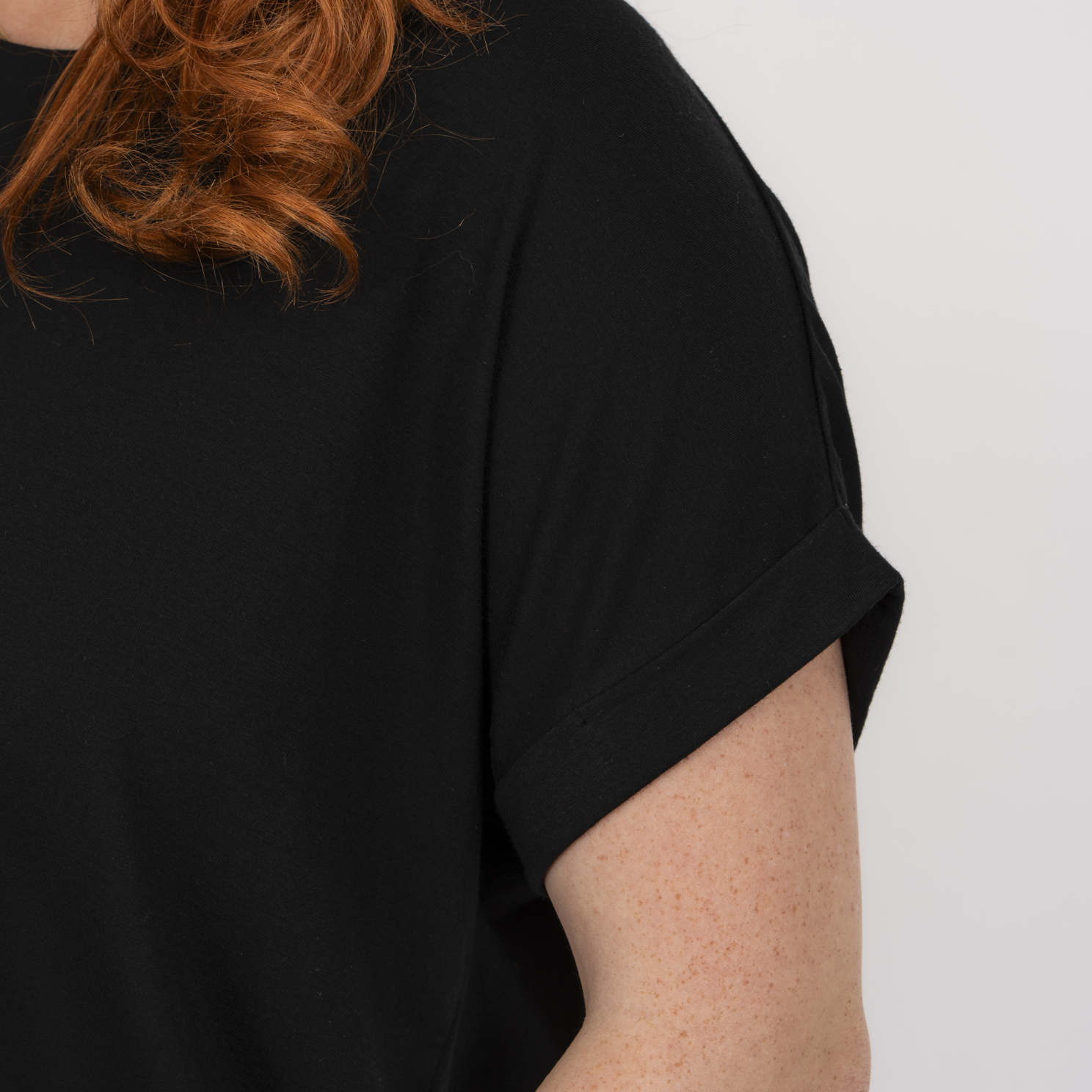 Steenholt Joan Dame T-shirt - Black